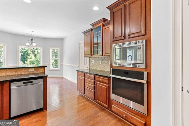 230 Hummingbird Court, Hampton, GA 30228