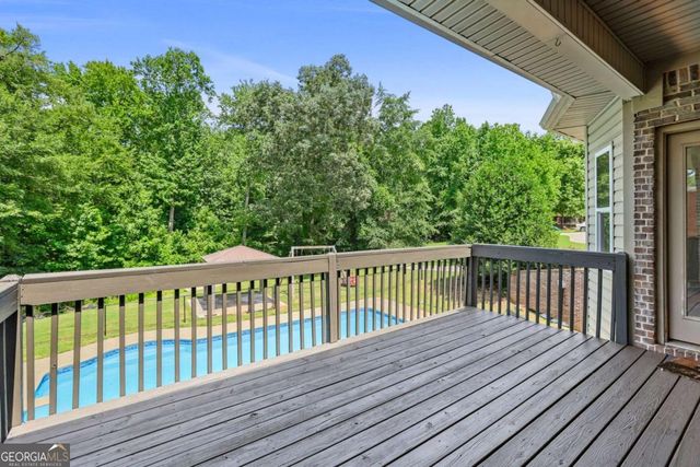 230 Hummingbird Court, Hampton, GA 30228