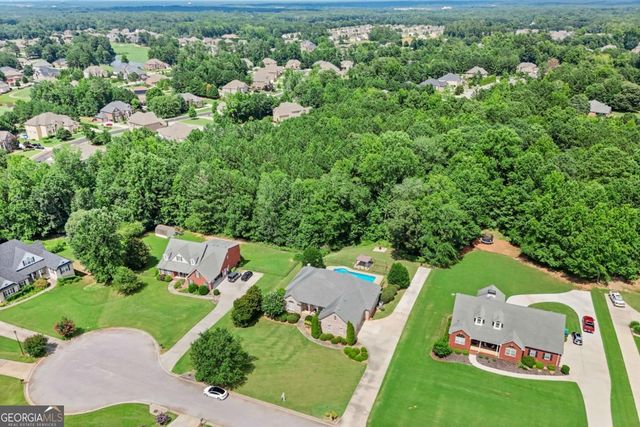 230 Hummingbird Court, Hampton, GA 30228