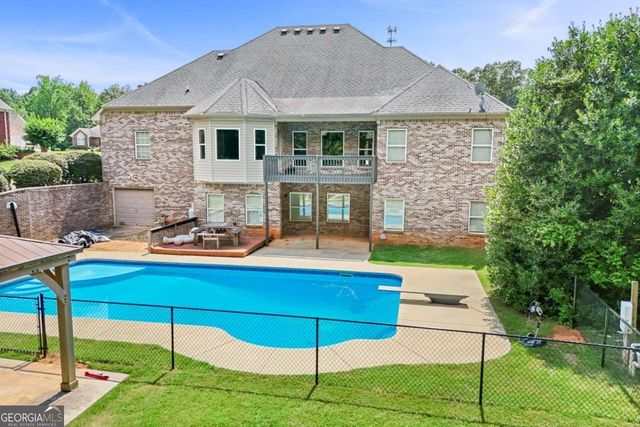 230 Hummingbird Court, Hampton, GA 30228