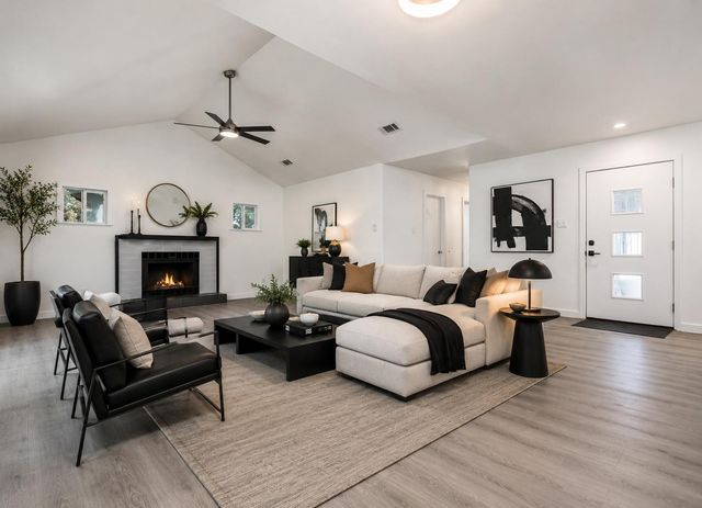 6702 Rockridge CT, Austin, TX 78744