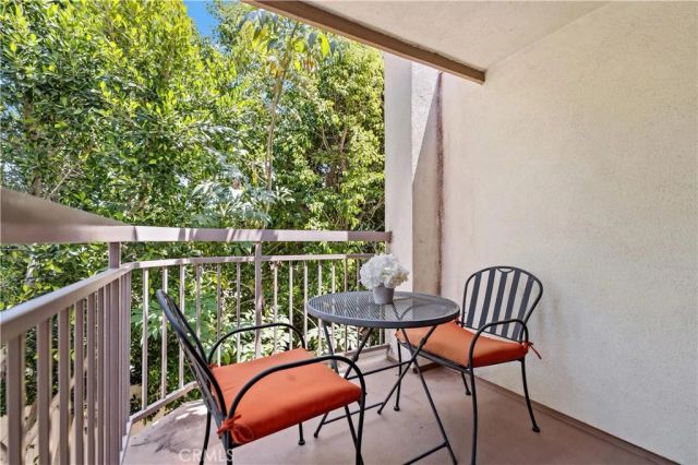 265 W California 10, Pasadena, CA 91105