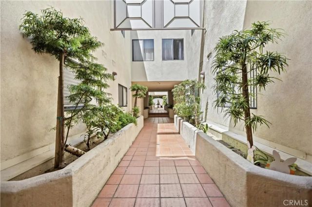 265 W California 10, Pasadena, CA 91105