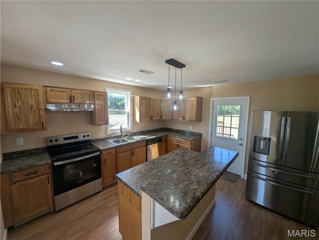 304 W Main Street, East Alton, IL 62024