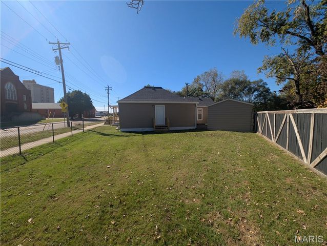304 W Main Street, East Alton, IL 62024