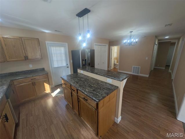 304 W Main Street, East Alton, IL 62024