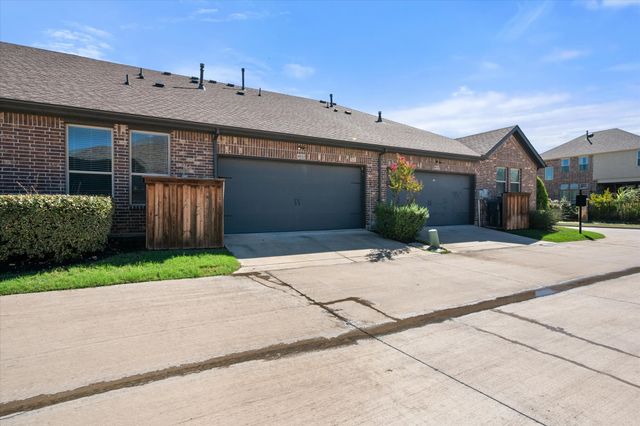 4803 Midnight Violet Way, Arlington, TX 76005