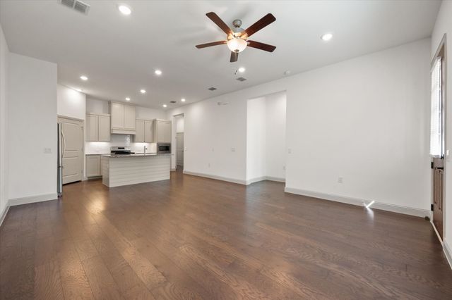 4803 Midnight Violet Way, Arlington, TX 76005