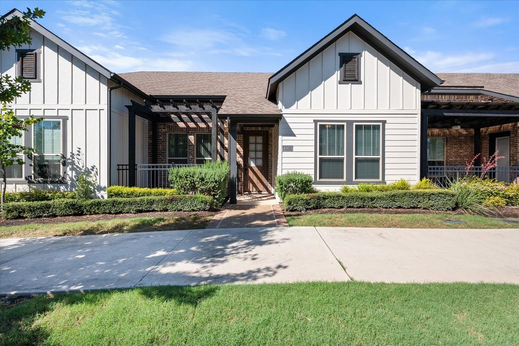 4803 Midnight Violet Way, Arlington, TX 76005