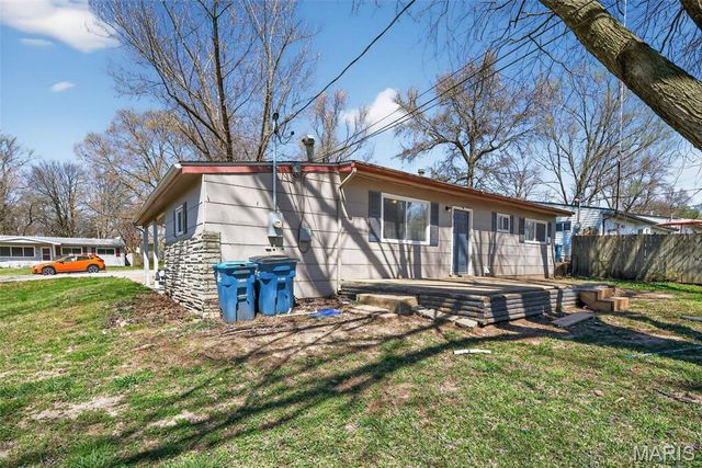 4426 Treadway Lane, St Louis, MO 63134