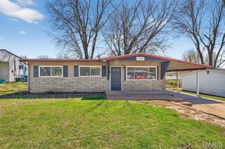 4426 Treadway Lane, St Louis, MO 63134