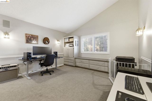 19376 Poplar Cir, Twain Harte, CA 95383