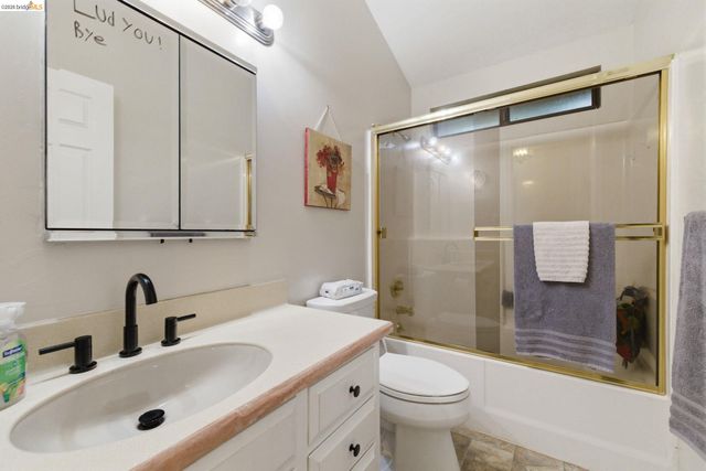 19376 Poplar Cir, Twain Harte, CA 95383