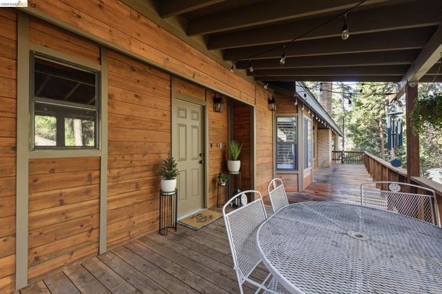 19376 Poplar Cir, Twain Harte, CA 95383