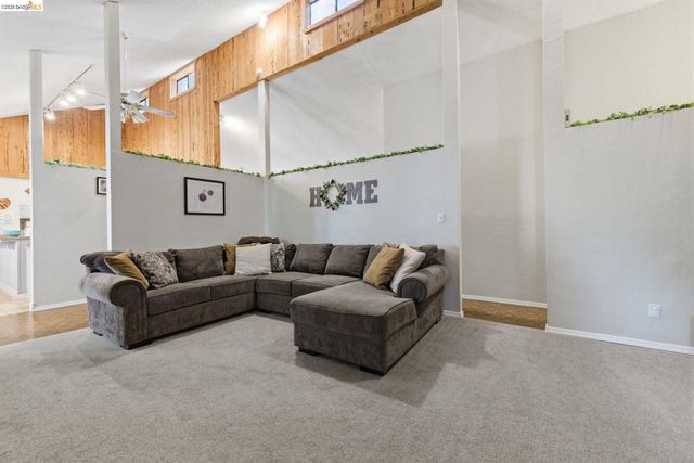 19376 Poplar Cir, Twain Harte, CA 95383