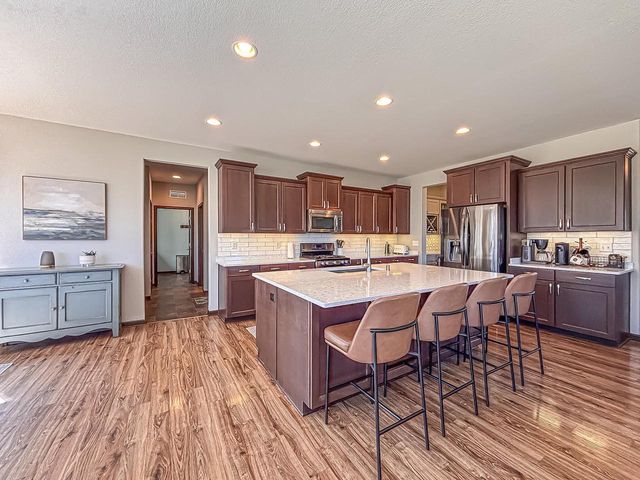 W275N358 Arrowhead TRAIL, Waukesha, WI 53188