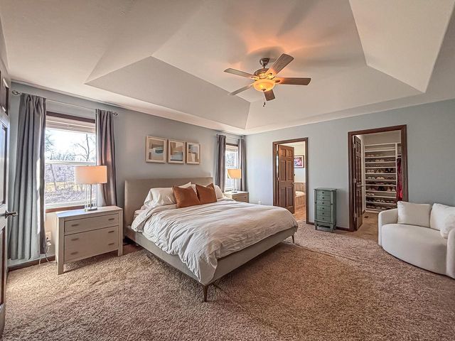 W275N358 Arrowhead TRAIL, Waukesha, WI 53188