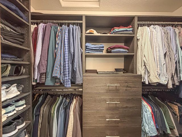 W275N358 Arrowhead TRAIL, Waukesha, WI 53188