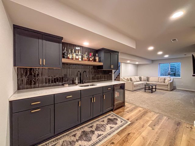 W275N358 Arrowhead TRAIL, Waukesha, WI 53188