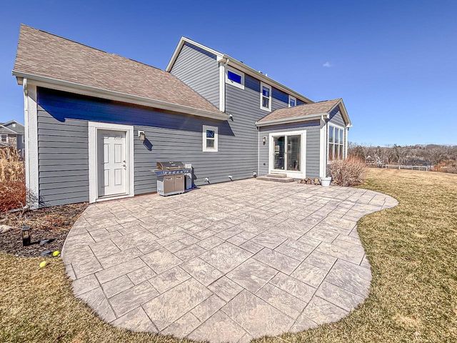 W275N358 Arrowhead TRAIL, Waukesha, WI 53188