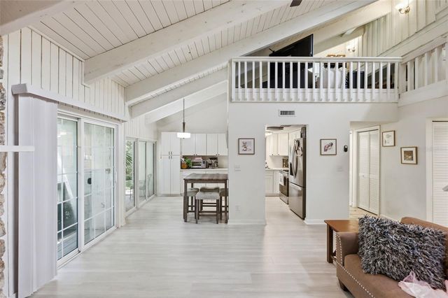 200 FAIRWAY DRIVE 200, Longwood, FL 32779