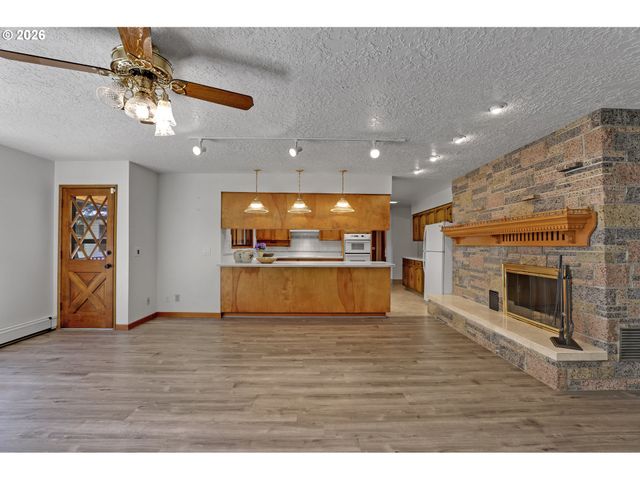 13480 Se 132ND Ave, Clackamas, OR 97015
