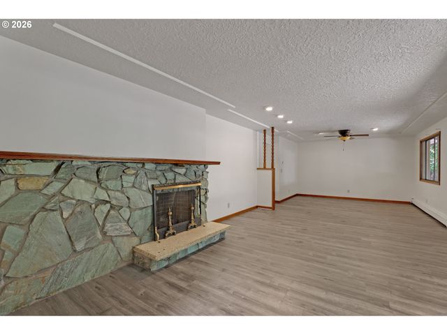 13480 Se 132ND Ave, Clackamas, OR 97015