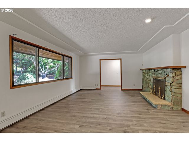 13480 Se 132ND Ave, Clackamas, OR 97015