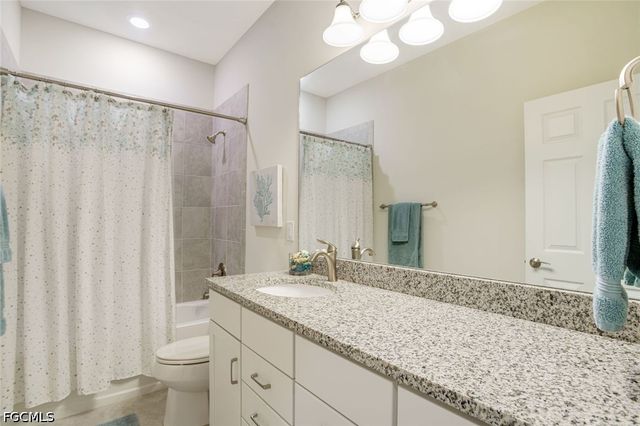 9615 Bexley DR, Fort Myers, FL 33967