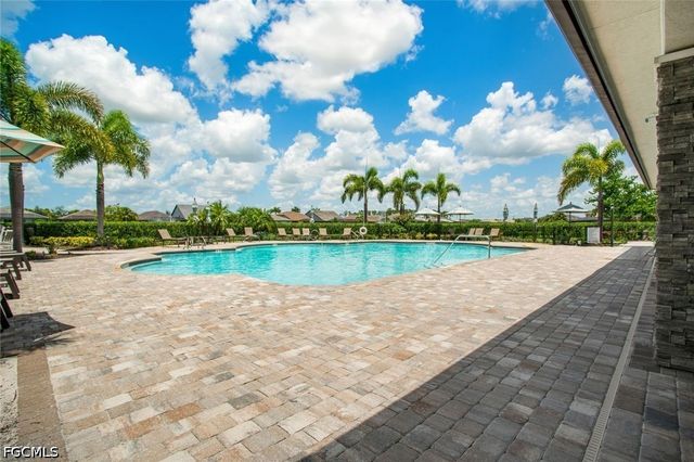 9615 Bexley DR, Fort Myers, FL 33967