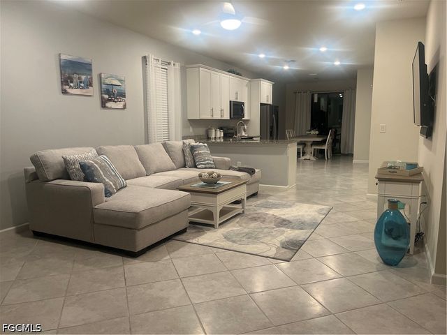9615 Bexley DR, Fort Myers, FL 33967