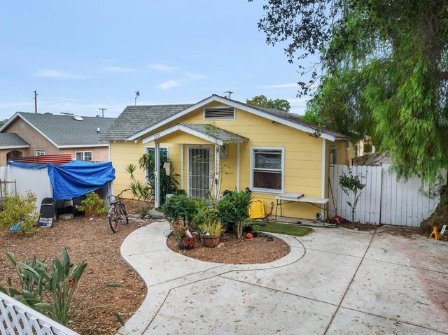 735 W 6Th, Escondido, CA 92025