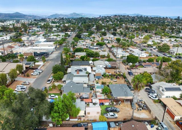 735 W 6Th, Escondido, CA 92025