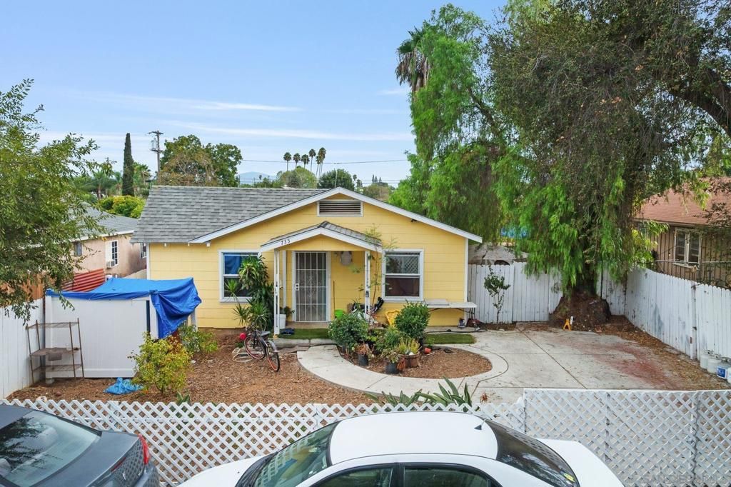 735 W 6Th, Escondido, CA 92025