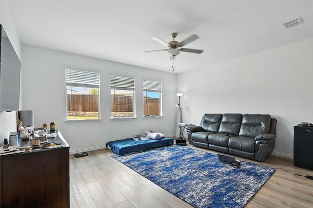 8116 Green Heron Drive, Mckinney, TX 75071