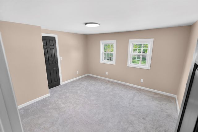 2110 SALTSMAN Road, Erie, PA 16510