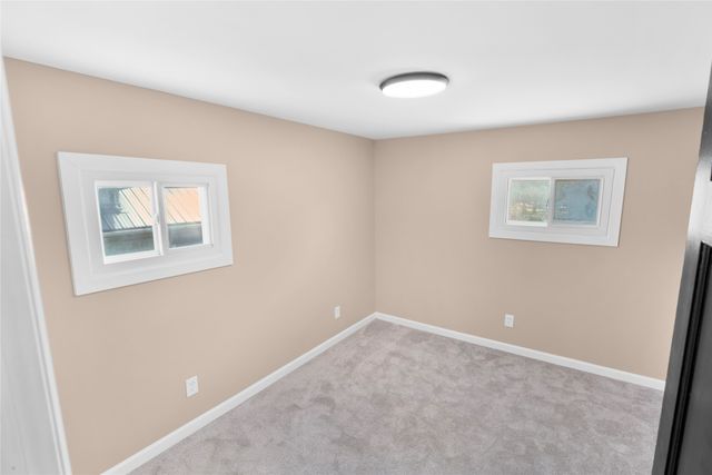 2110 SALTSMAN Road, Erie, PA 16510