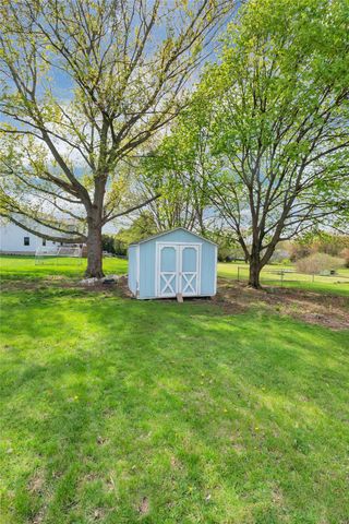 2110 SALTSMAN Road, Erie, PA 16510
