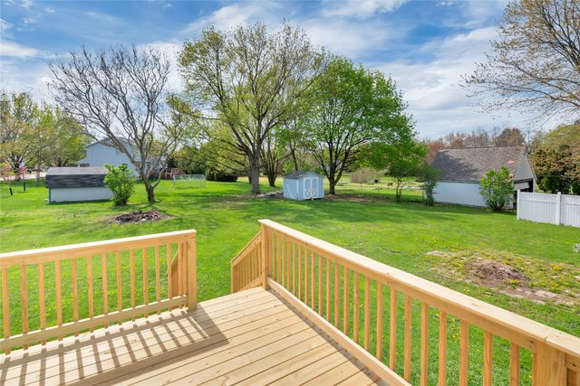 2110 SALTSMAN Road, Erie, PA 16510