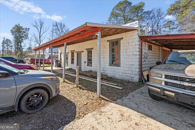 4653 County Road 87, Roanoke, AL 36274
