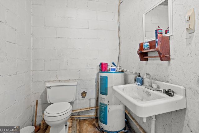 4653 County Road 87, Roanoke, AL 36274