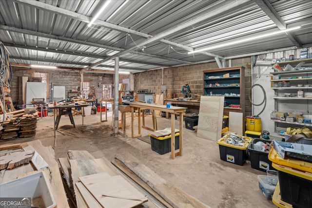 4653 County Road 87, Roanoke, AL 36274