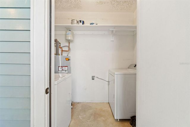 8704 LIBERTY PLACE, Tampa, FL 33615