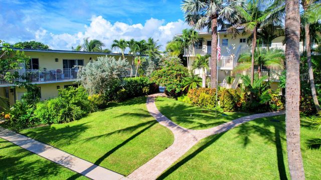 6520 N Ocean Boulevard 30, Ocean Ridge, FL 33435