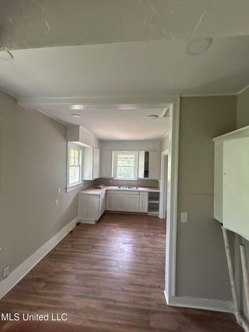 130 N Alabama Avenue, Jackson, MS 39209