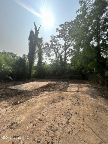 130 N Alabama Avenue, Jackson, MS 39209