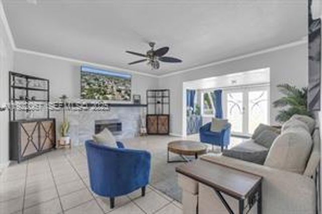 37 SW 11th St 0, Dania Beach, FL 33004