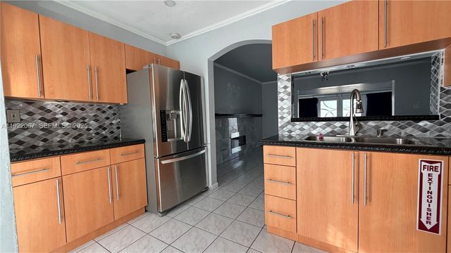 37 SW 11th St 0, Dania Beach, FL 33004