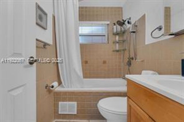 37 SW 11th St 0, Dania Beach, FL 33004