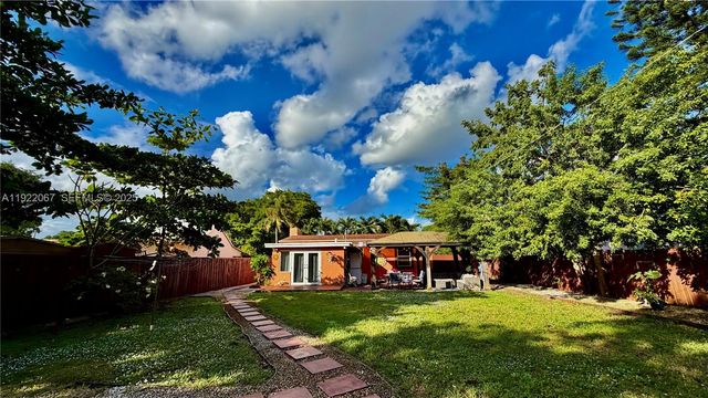 37 SW 11th St 0, Dania Beach, FL 33004